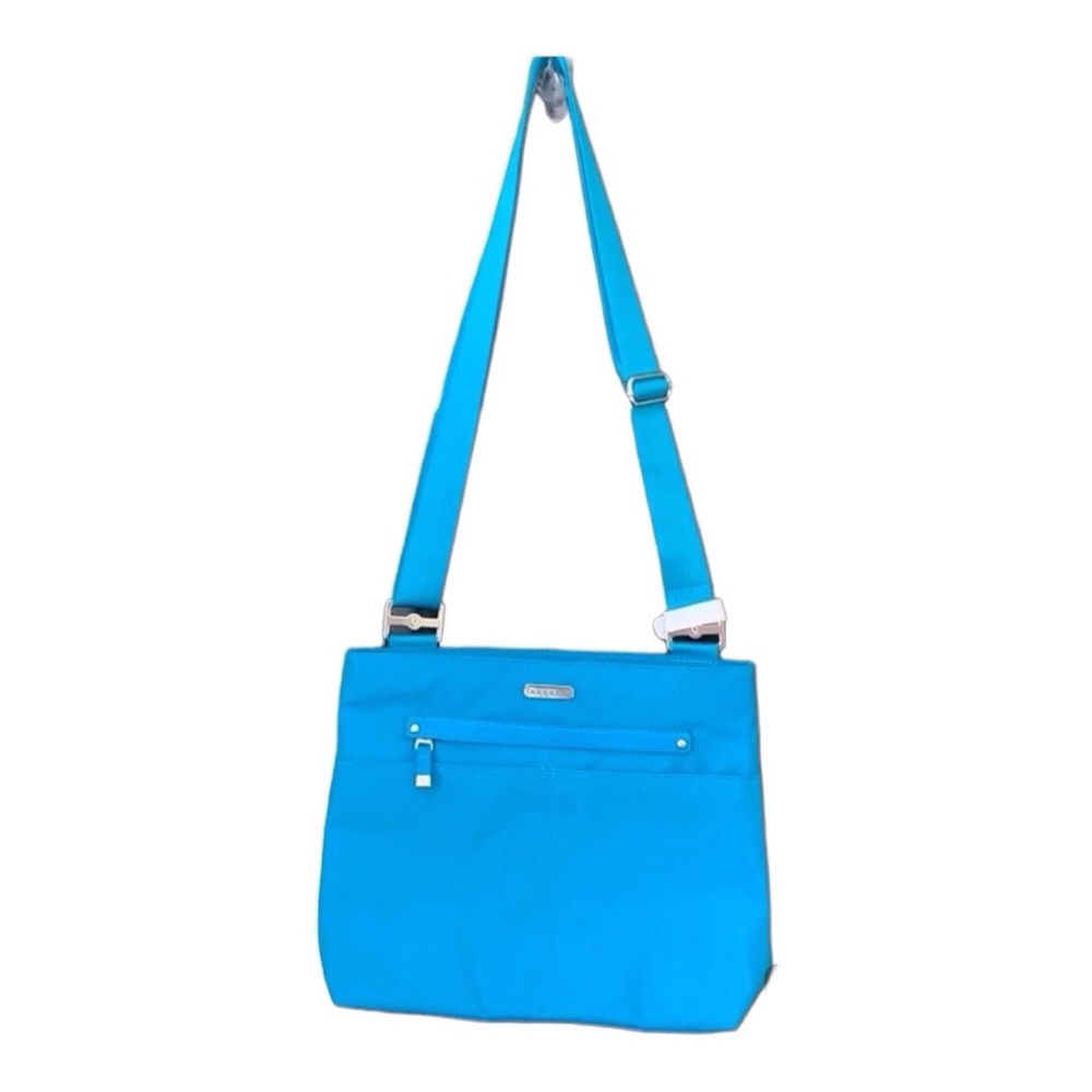 Baggallini Blue Nylon Crossbody Bag